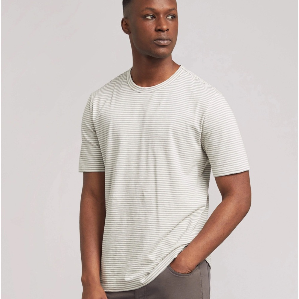 FAHERTY Striped Tee Men’s Size L EUC